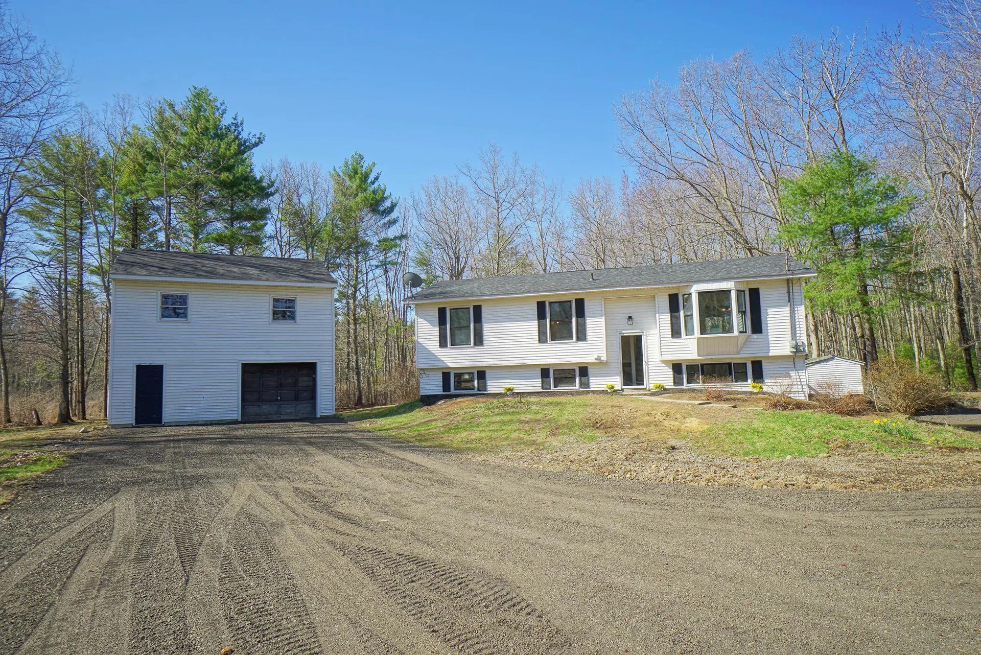 5 New Boston Road Kingston NH 03848