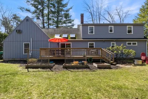 13 River Bend Circle Exeter NH 03833