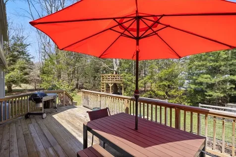 13 River Bend Circle Exeter NH 03833