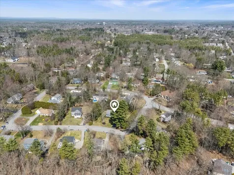 13 River Bend Circle Exeter NH 03833