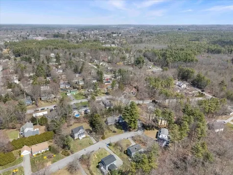 13 River Bend Circle Exeter NH 03833