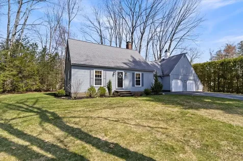 13 River Bend Circle Exeter NH 03833