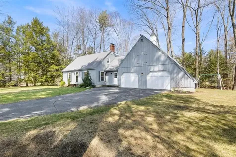 13 River Bend Circle Exeter NH 03833