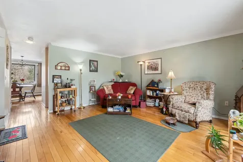 25 Moonlight Drive Newmarket NH 03857
