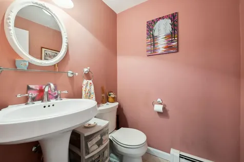 25 Moonlight Drive Newmarket NH 03857