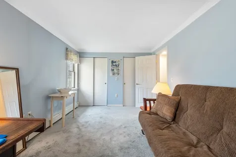 25 Moonlight Drive Newmarket NH 03857