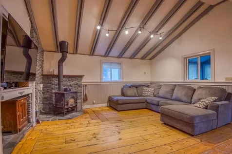 66 Elliott Lane Tamworth NH 03886
