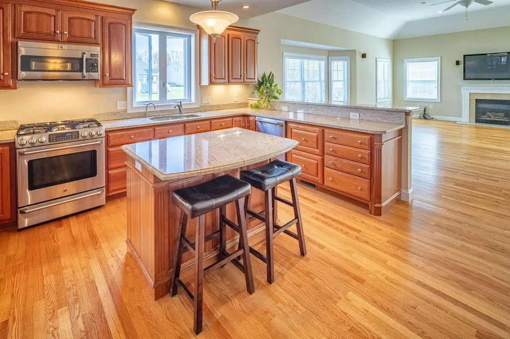 10 Sonia Drive Dover NH 03820