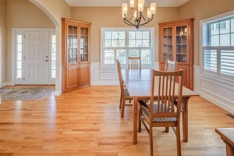10 Sonia Drive Dover NH 03820