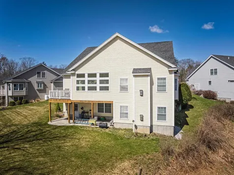 10 Sonia Drive Dover NH 03820