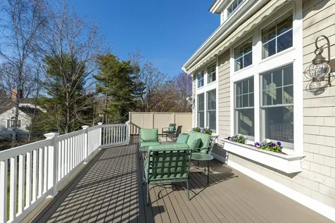 2 Mill Pond Road New Castle NH 03854