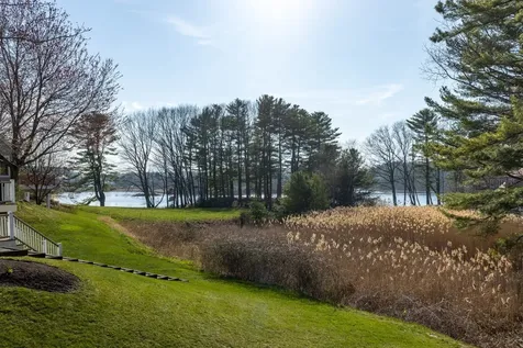 2 Mill Pond Road New Castle NH 03854