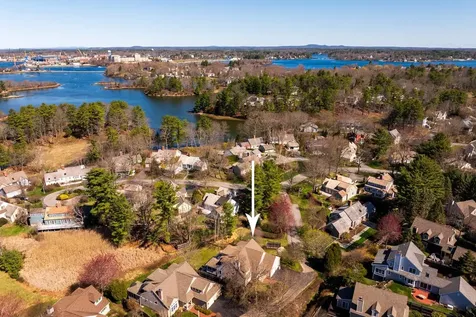 2 Mill Pond Road New Castle NH 03854