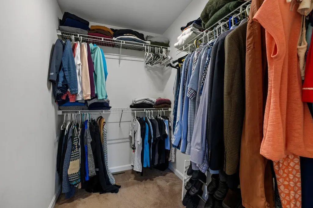 16 Creek Hill Drive Hampstead NH 03826