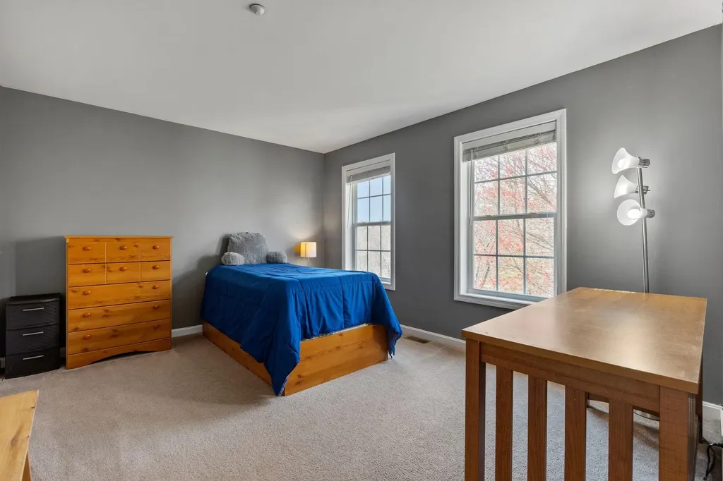 16 Creek Hill Drive Hampstead NH 03826