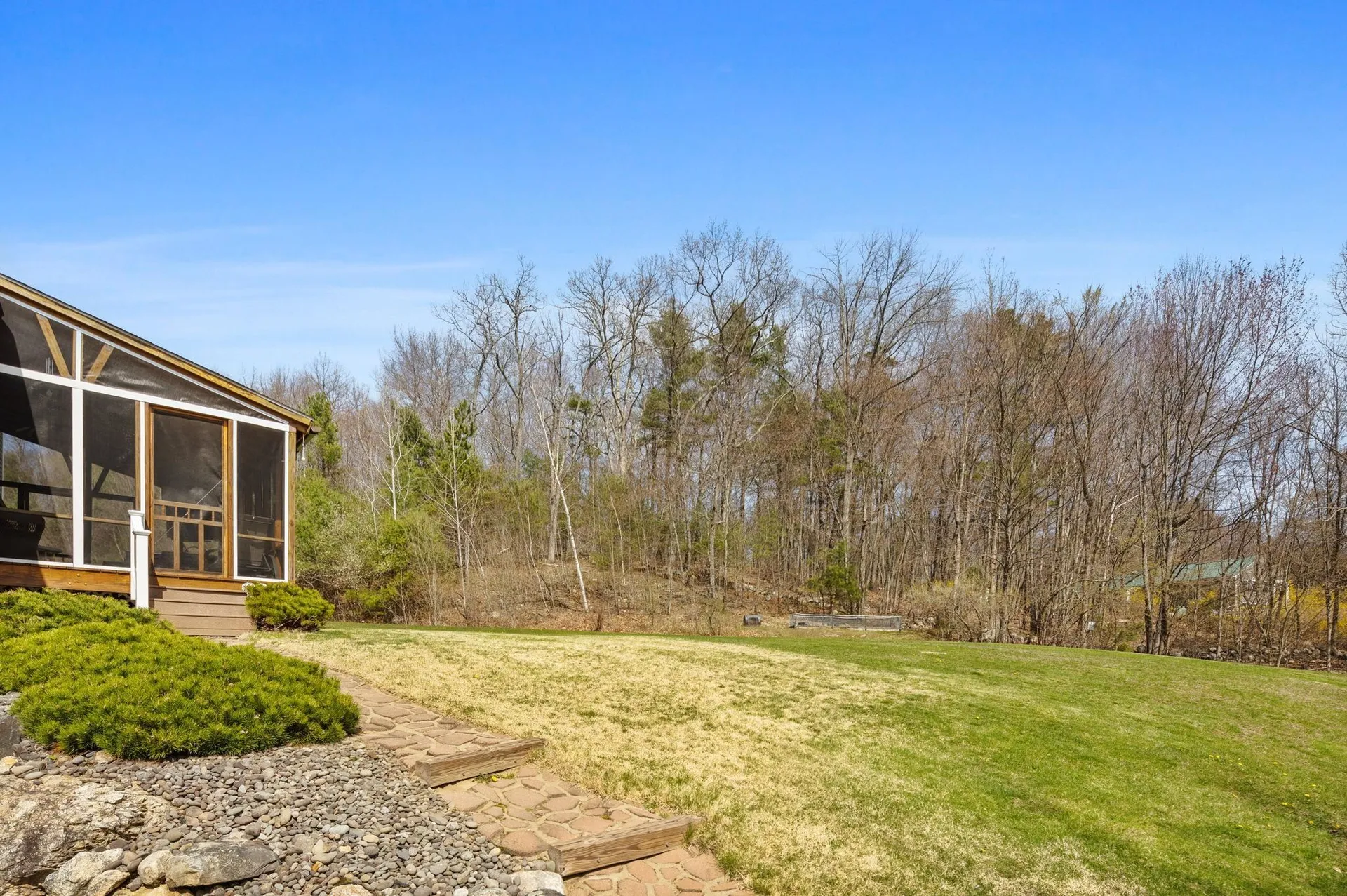 16 Creek Hill Drive Hampstead NH 03826