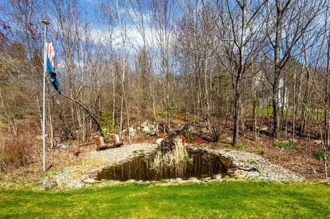 16 Creek Hill Drive Hampstead NH 03826