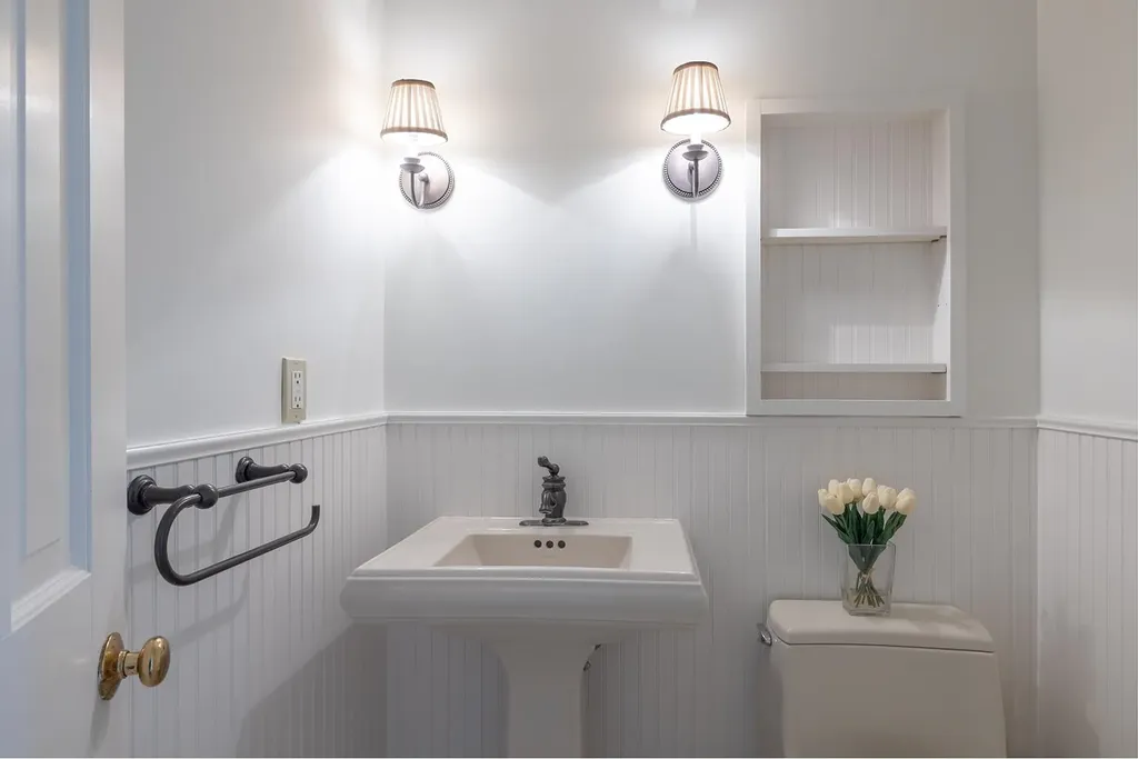 128 Patch Road Hopkinton NH 03229