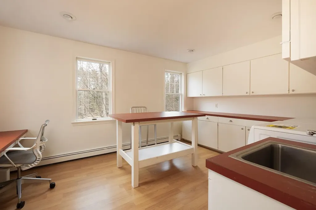 128 Patch Road Hopkinton NH 03229