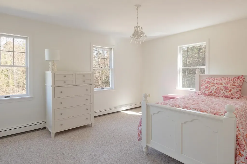 128 Patch Road Hopkinton NH 03229