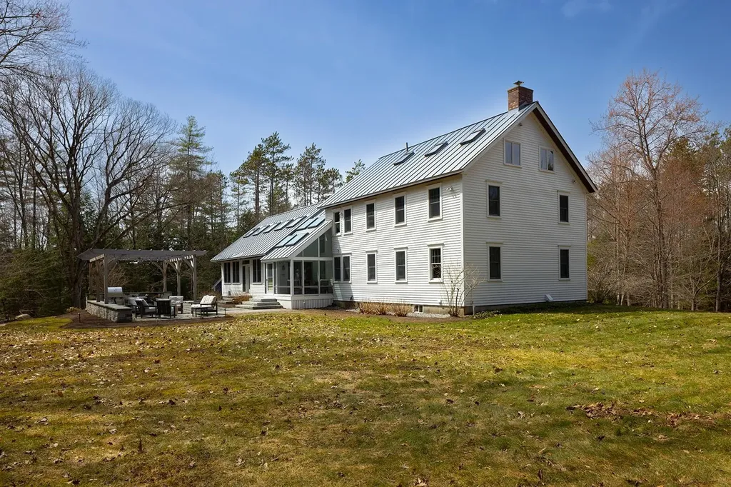 128 Patch Road Hopkinton NH 03229