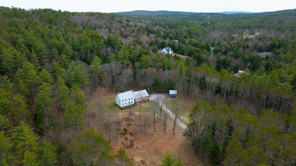 128 Patch Road Hopkinton NH 03229