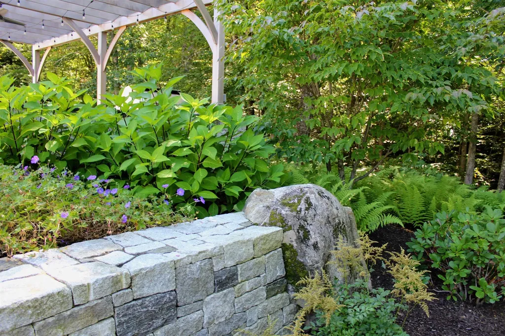 128 Patch Road Hopkinton NH 03229