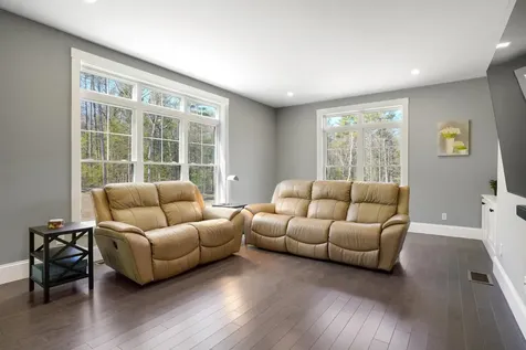 101 Crowley Road Chester NH 03036