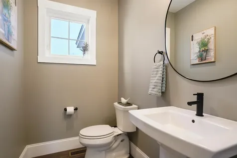 101 Crowley Road Chester NH 03036