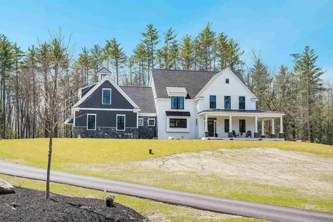 101 Crowley Road Chester NH 03036