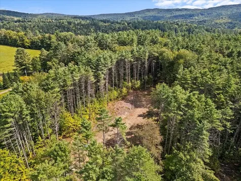 422 Center Road Middlesex VT 05602