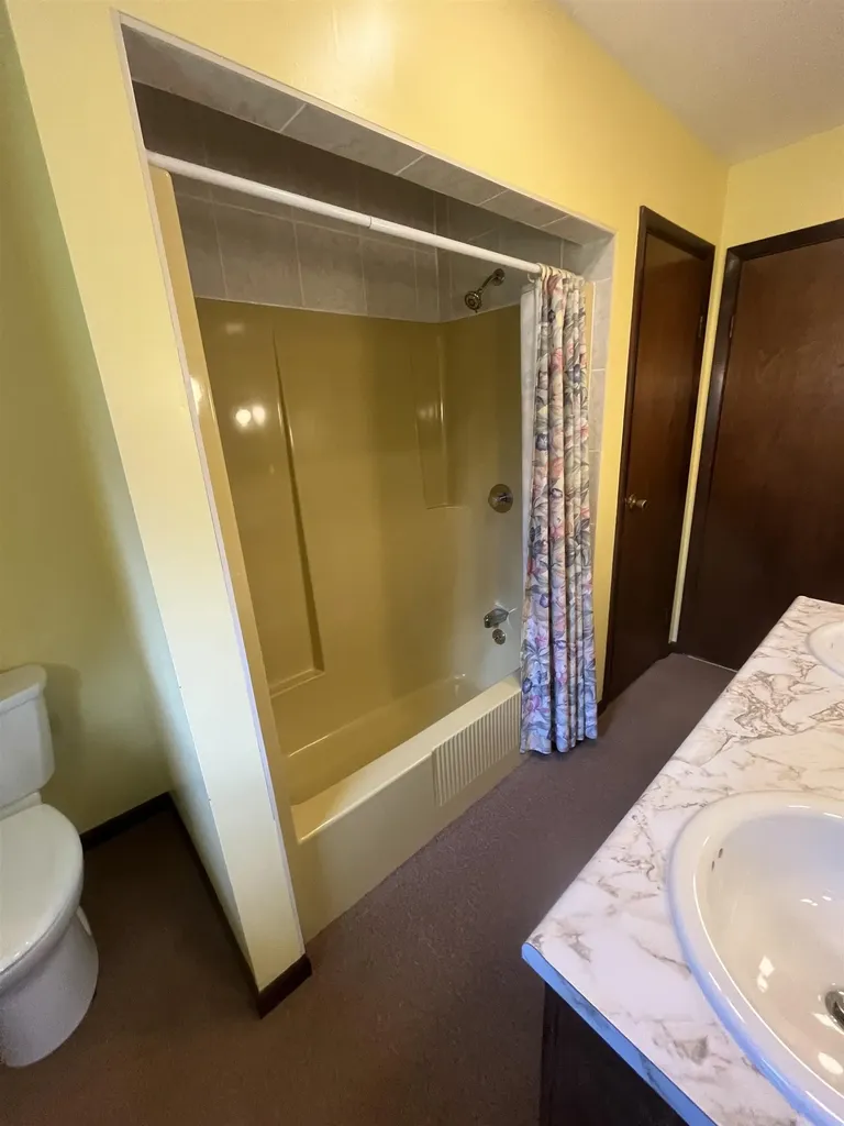 118 Country Club East Drive South Burlington VT 05403