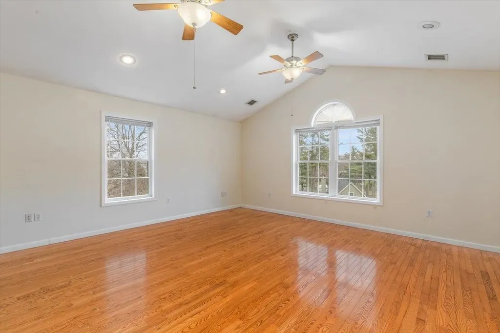 308 Shore Drive Salem NH 03079