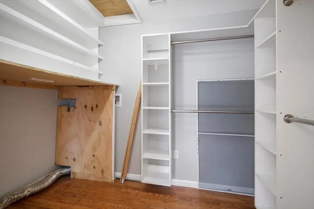 308 Shore Drive Salem NH 03079