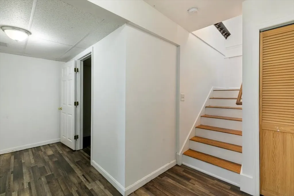 308 Shore Drive Salem NH 03079