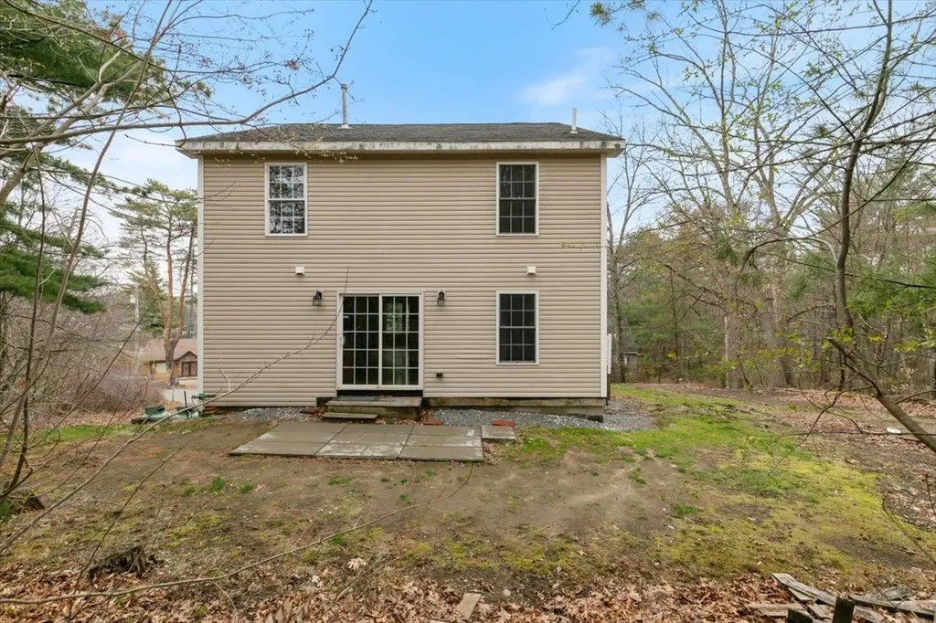 308 Shore Drive Salem NH 03079