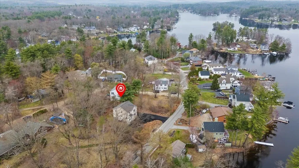 308 Shore Drive Salem NH 03079