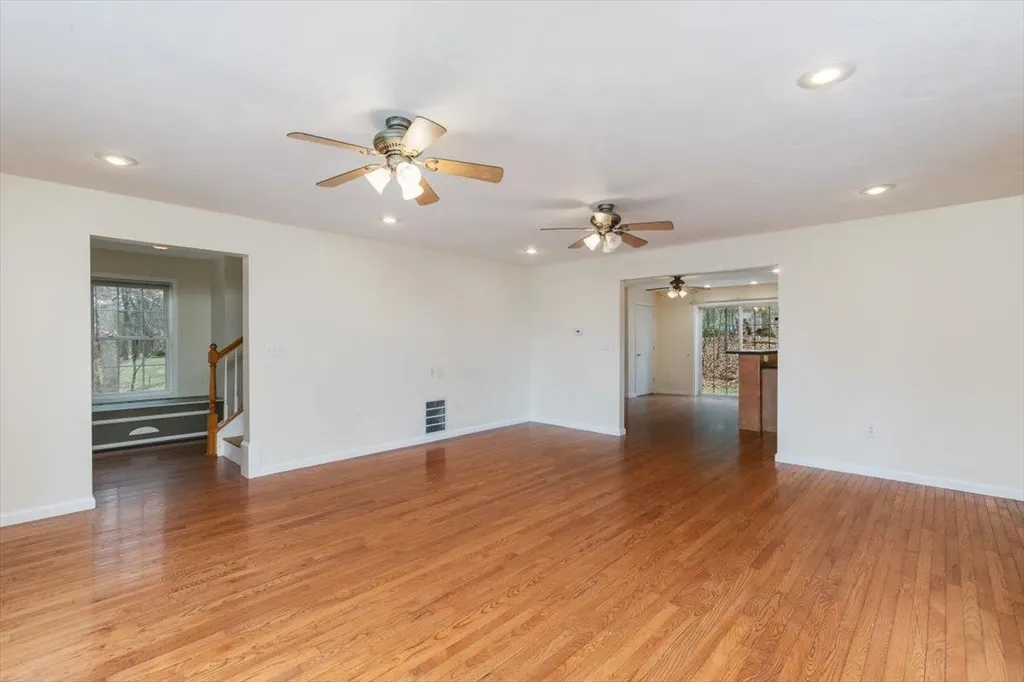 308 Shore Drive Salem NH 03079