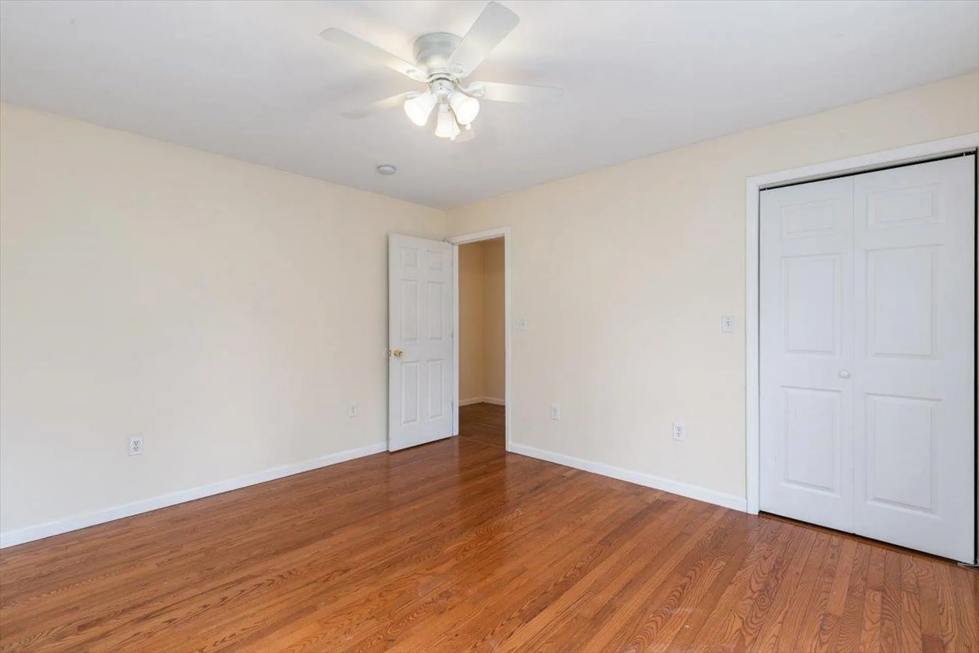 308 Shore Drive Salem NH 03079