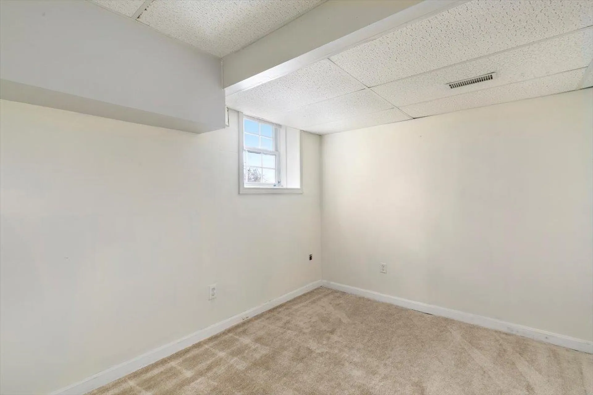 308 Shore Drive Salem NH 03079