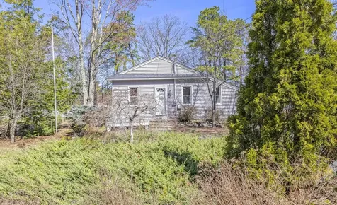 10 Ripley Street Concord NH 03301