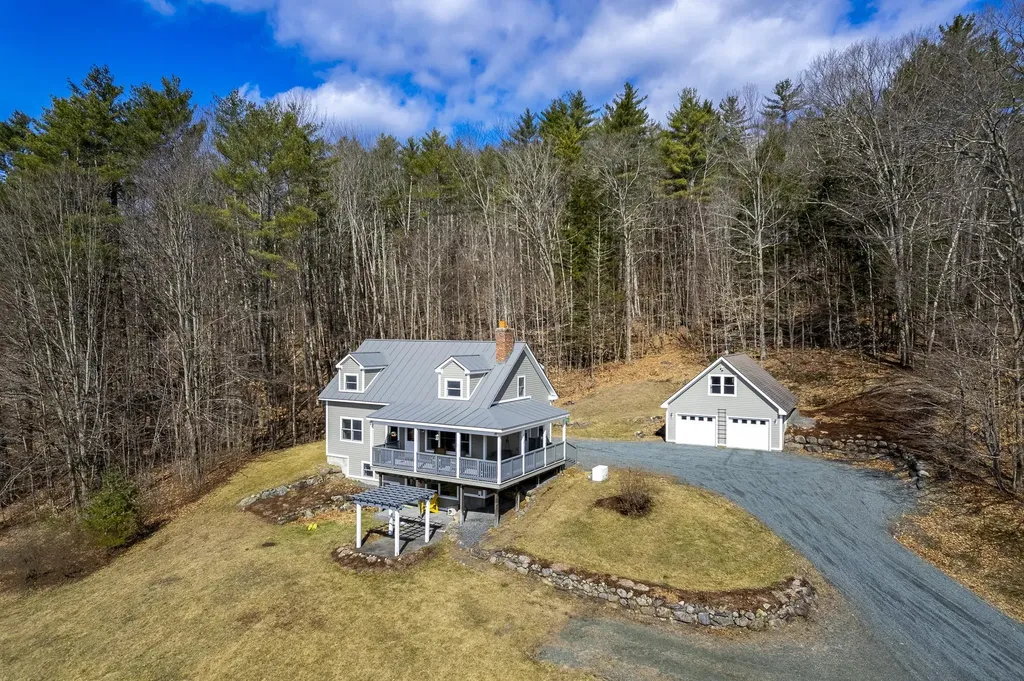 553 Bragg Hill Road Fairlee VT 05045