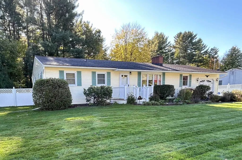 26 Foster Road Essex VT 05452