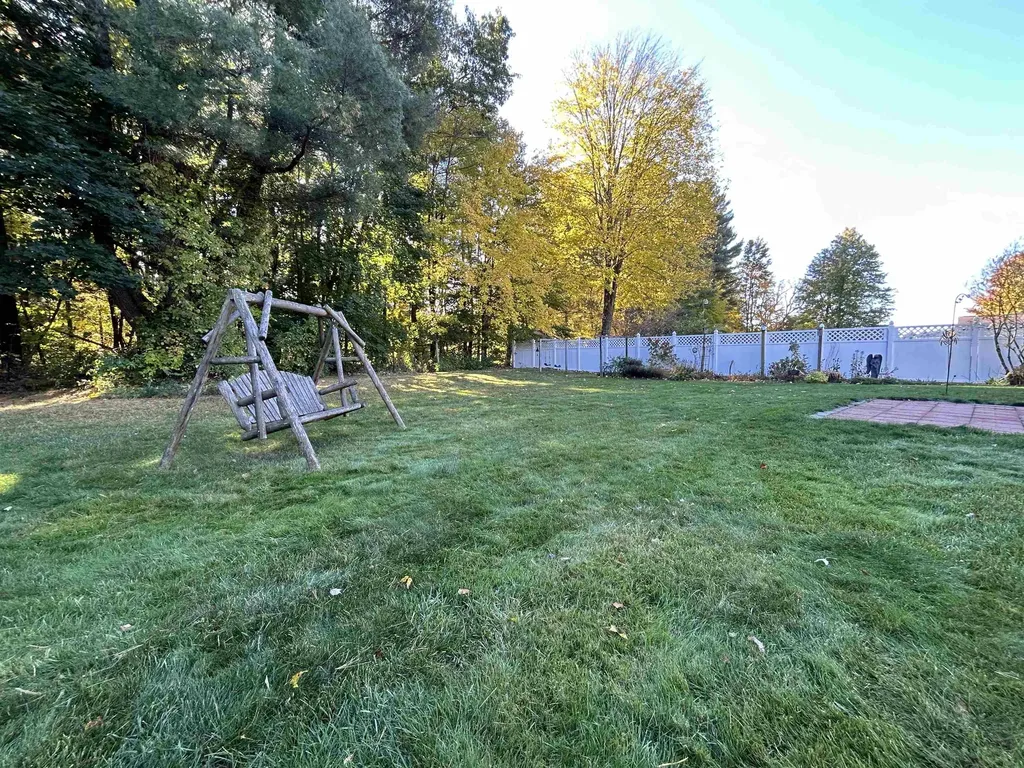 26 Foster Road Essex VT 05452