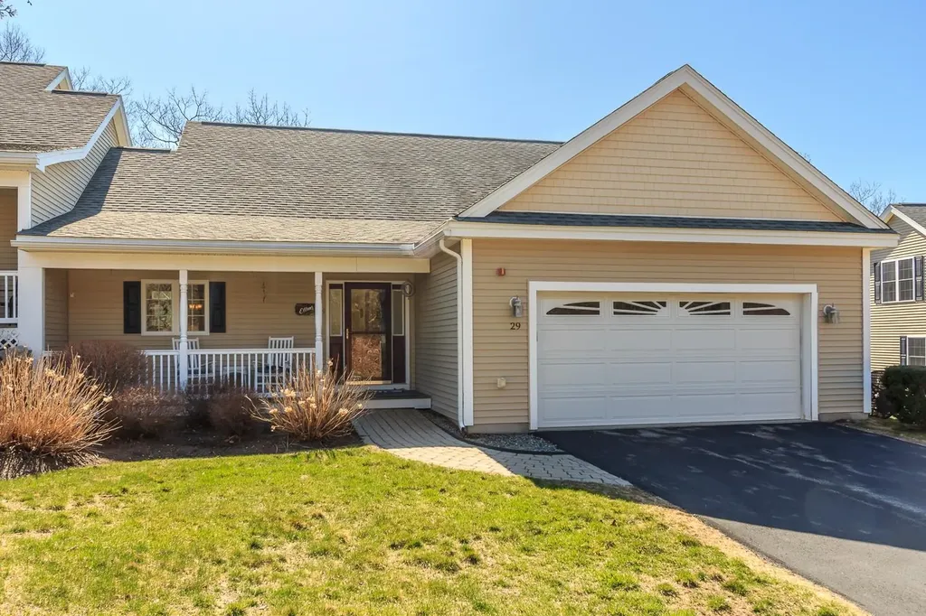 29 Shaker Hill Road Hooksett NH 03106