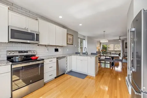 131 Court Street Exeter NH 03833