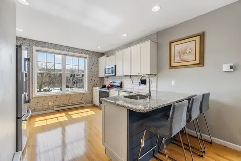 131 Court Street Exeter NH 03833