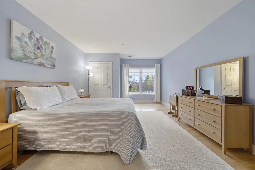 65 Hawthorne Drive Bedford NH 03110