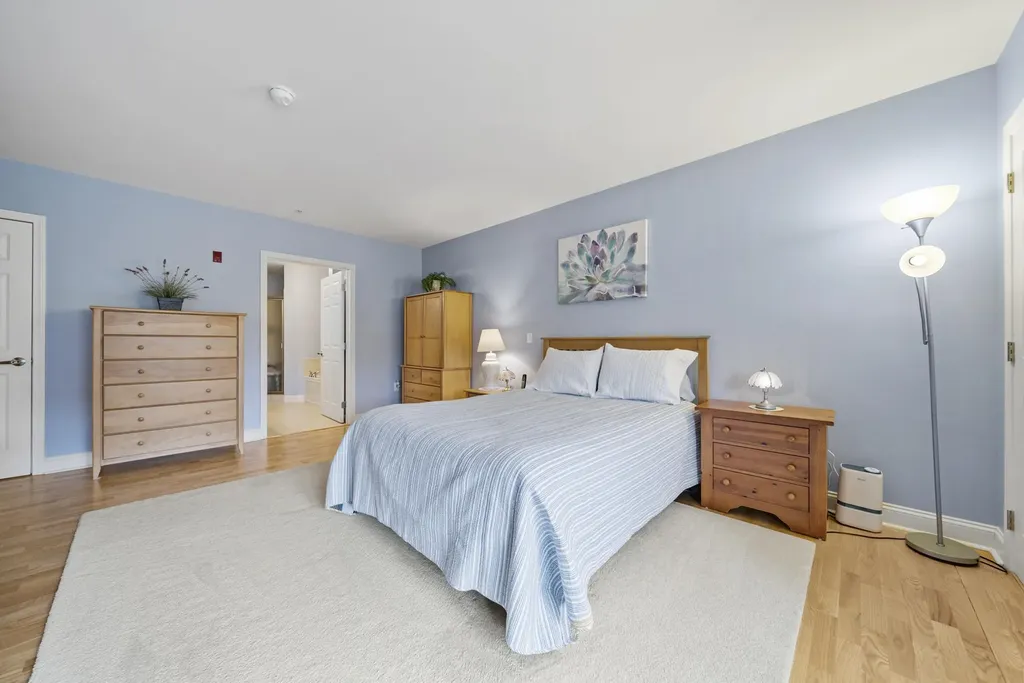 65 Hawthorne Drive Bedford NH 03110