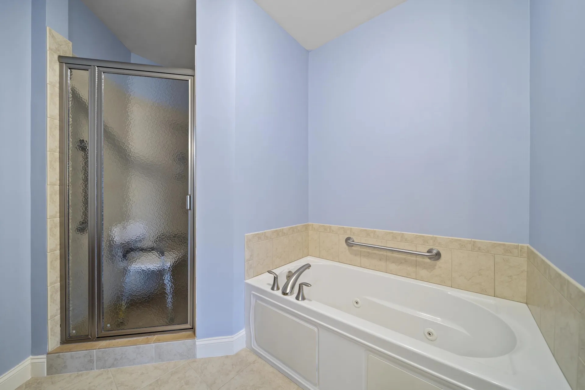 65 Hawthorne Drive Bedford NH 03110